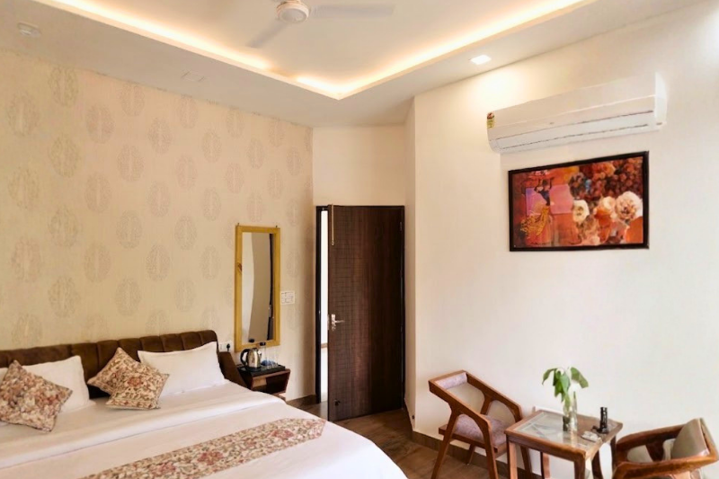 Rose Room